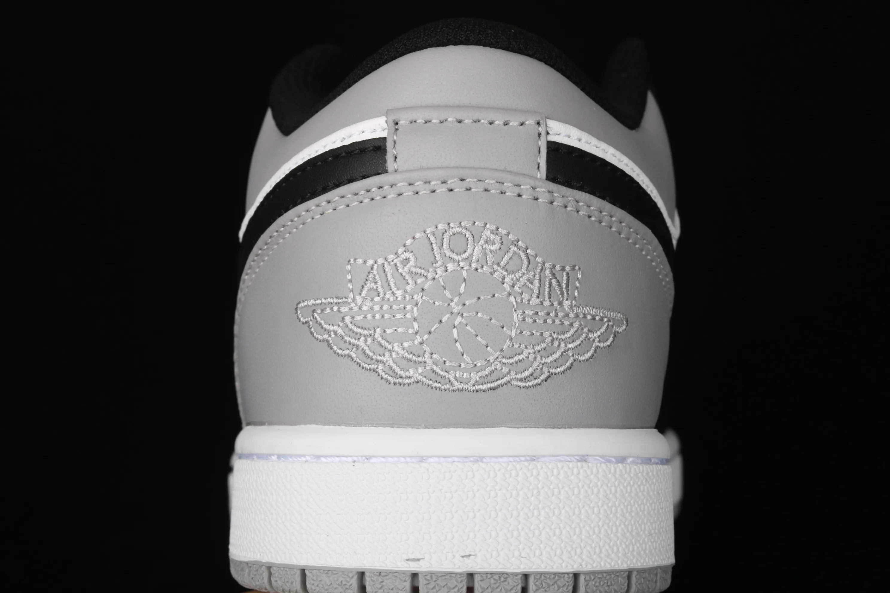All categories Air Jordan Jordan series basketball shoes Air Jordan 1 Low Air Jordan 1 Low AJ1 Joe 1 low-top cultural and leisure sports sneakers 553558-110